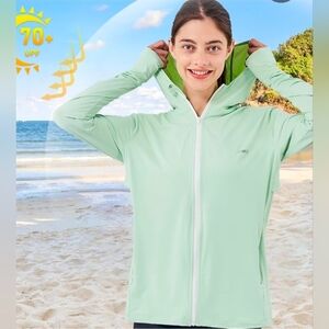 Commollis Sun Protection Clothing Women Light Green Hooded Swim Coverup Small